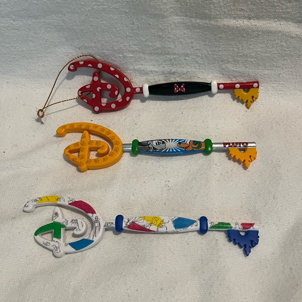 Disney Keys set! Minnie Mouse key, Pluto key, Ink & Paint collection key!